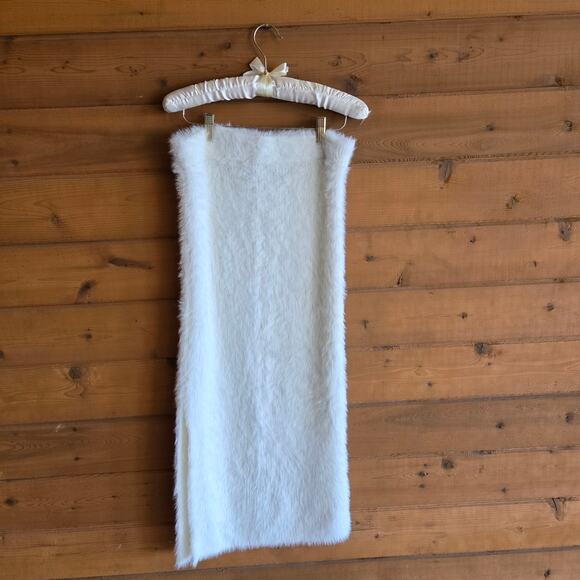 House of Harlow 1960 Soft Teddy Fuzzy Slit Maxi Skirt NWOT Small Ivory Pull On - Picture 3 of 6